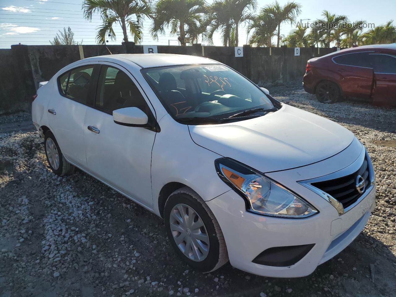 2018 Nissan Versa S White vin: 3N1CN7AP1JL879390