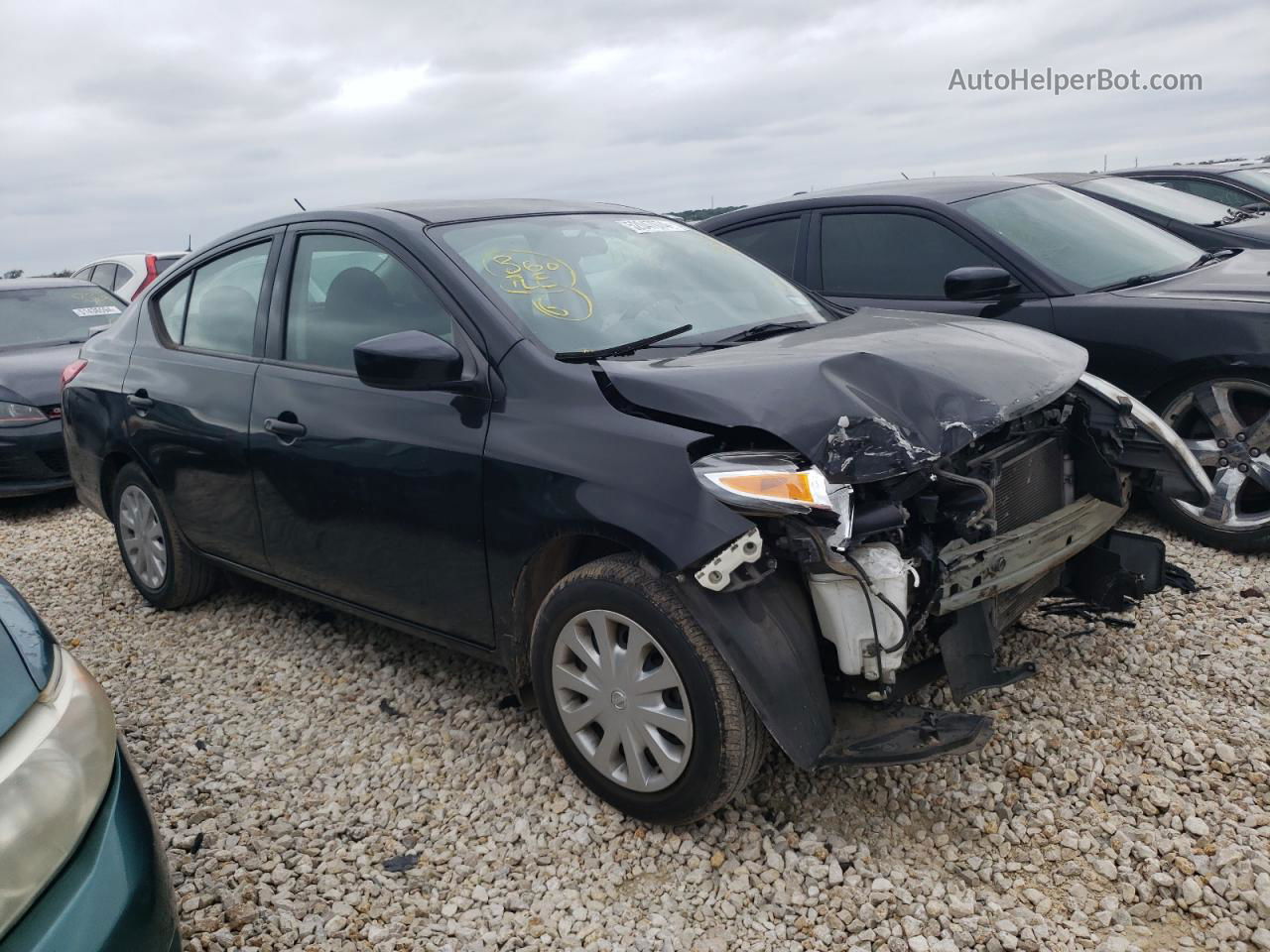 2016 Nissan Versa S Черный vin: 3N1CN7AP2GL864907