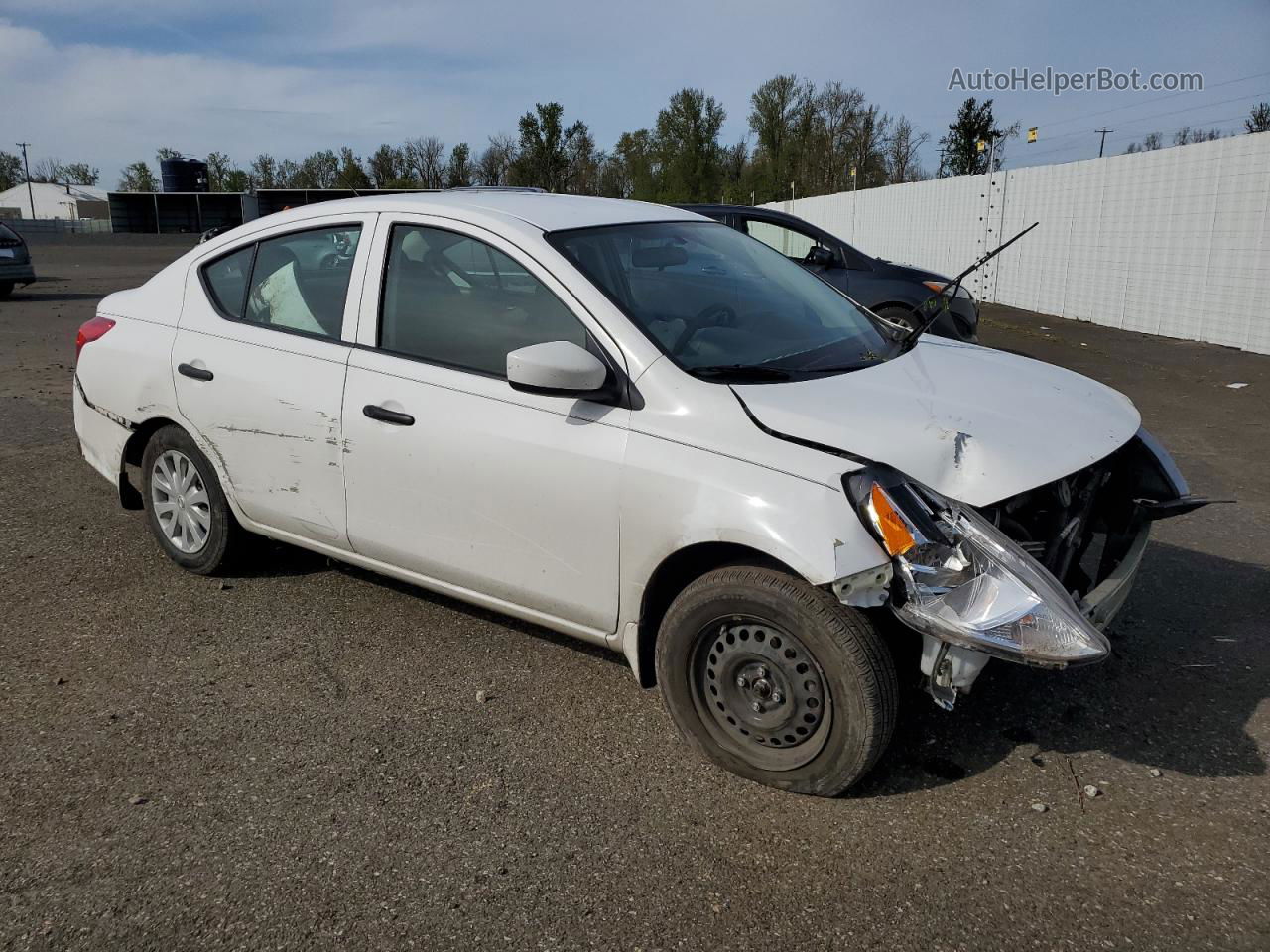 2016 Nissan Versa S White vin: 3N1CN7AP2GL870187