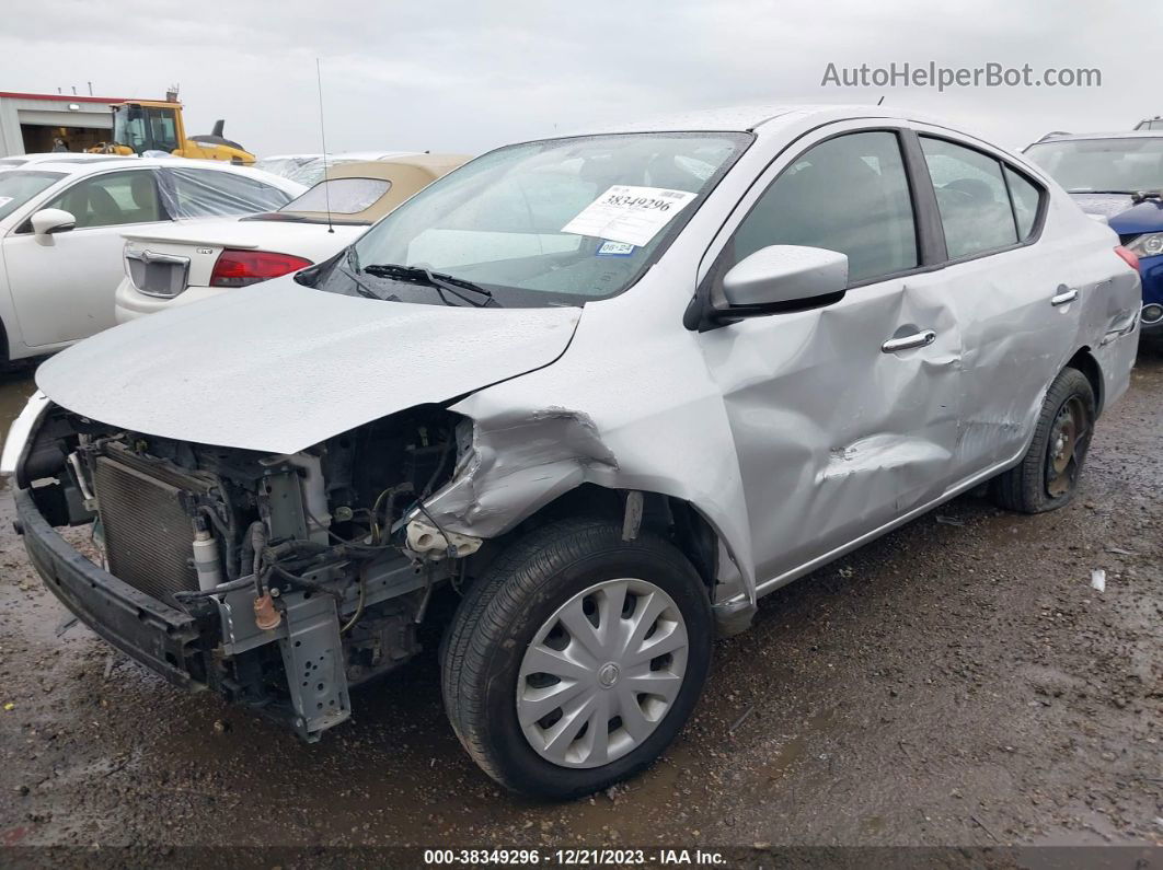 2018 Nissan Versa 1.6 Sv Серебряный vin: 3N1CN7AP2JK431634