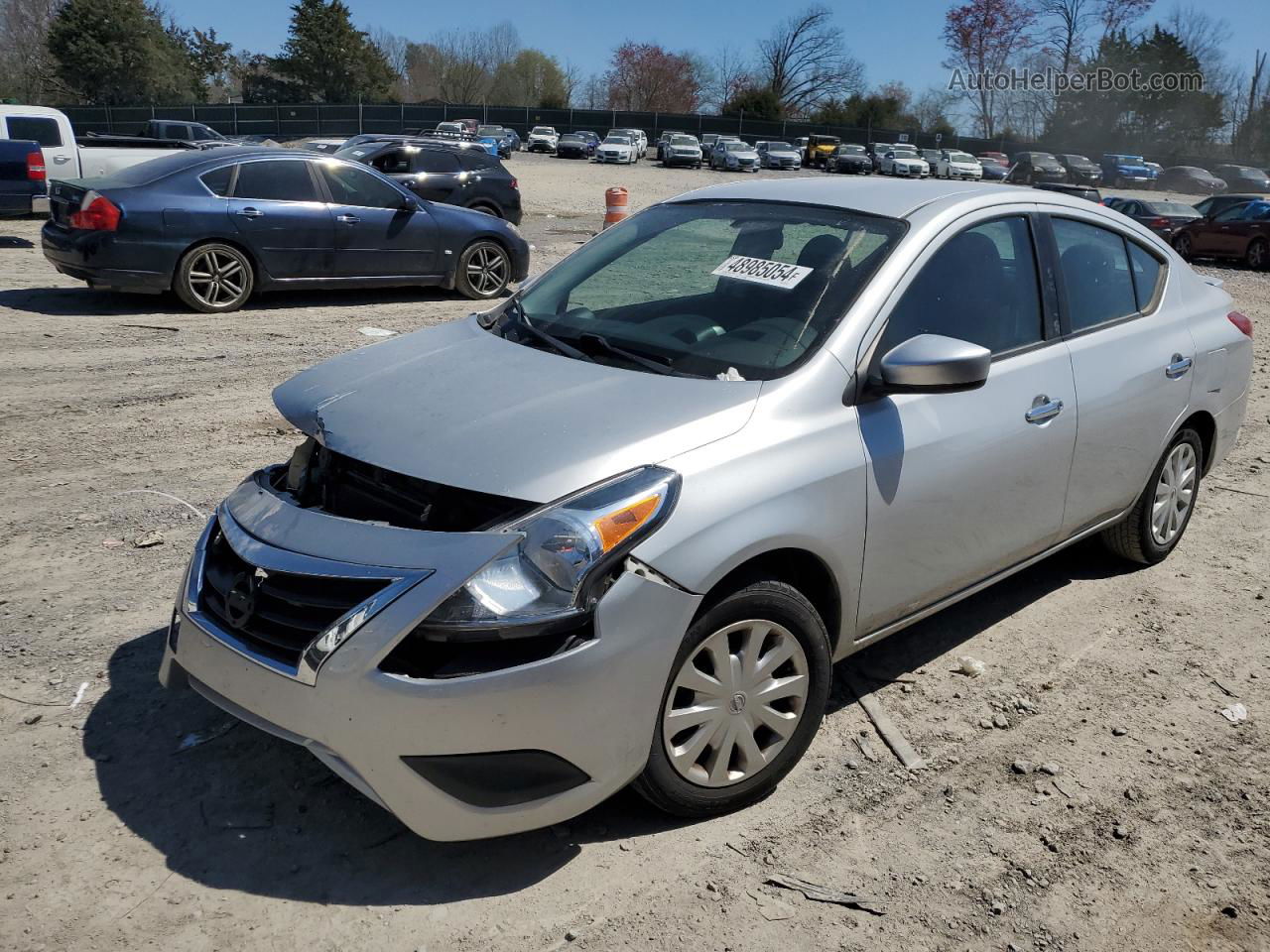 2018 Nissan Versa S Серебряный vin: 3N1CN7AP2JK437336