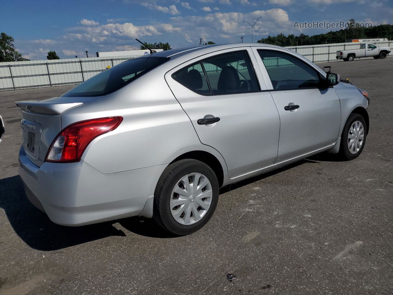 2018 Nissan Versa S Silver vin: 3N1CN7AP2JL805041