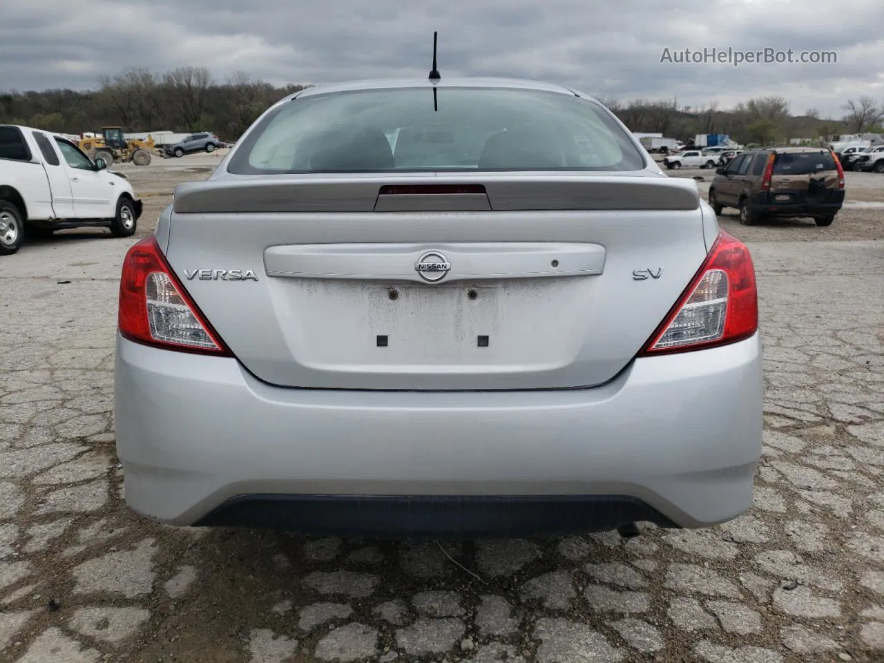 2018 Nissan Versa S Gray vin: 3N1CN7AP2JL809042