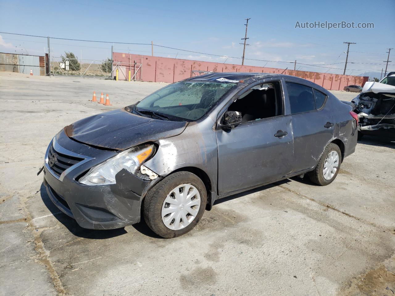 2018 Nissan Versa S Серый vin: 3N1CN7AP2JL818954