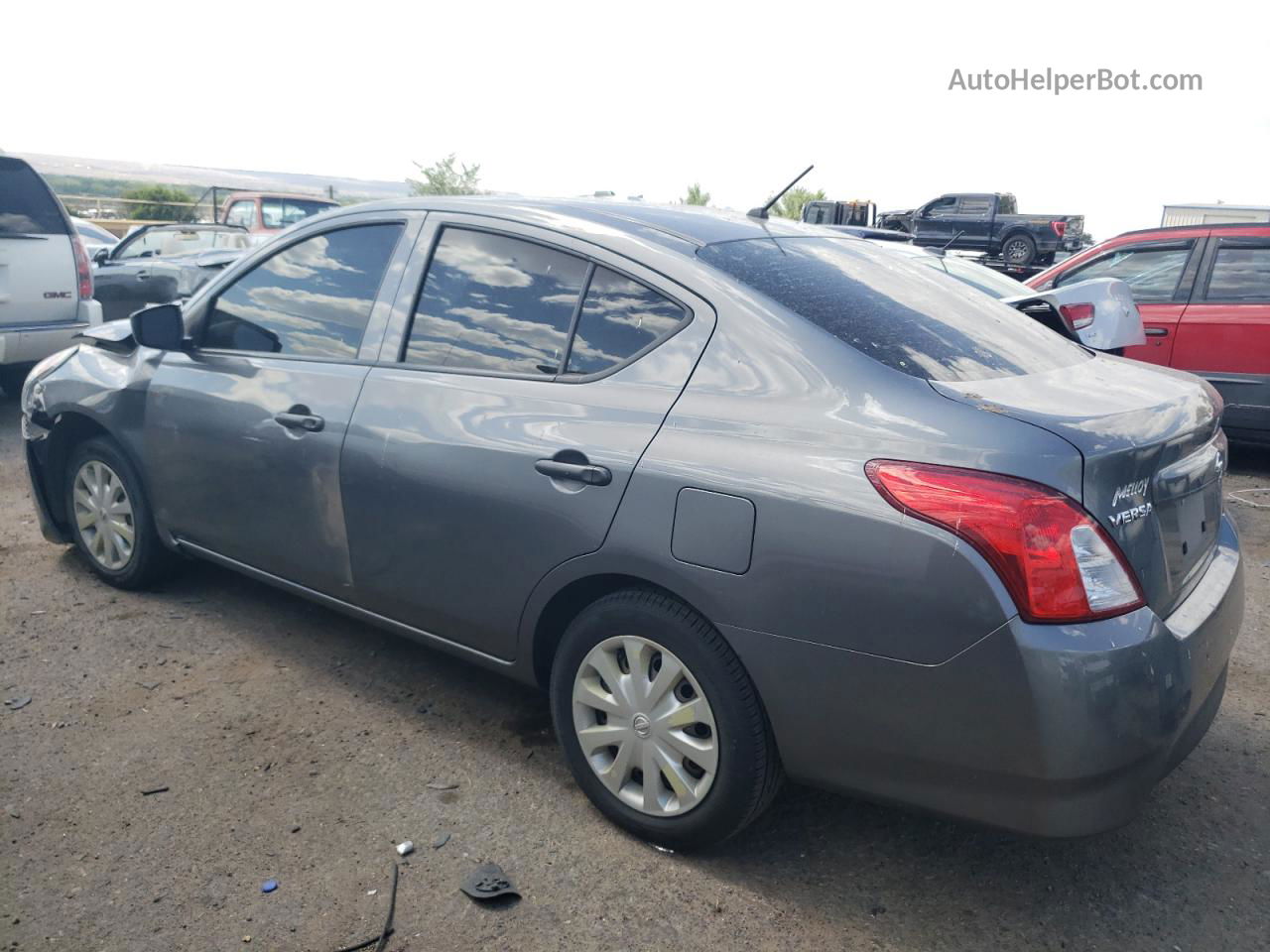 2018 Nissan Versa S Серый vin: 3N1CN7AP2JL829646