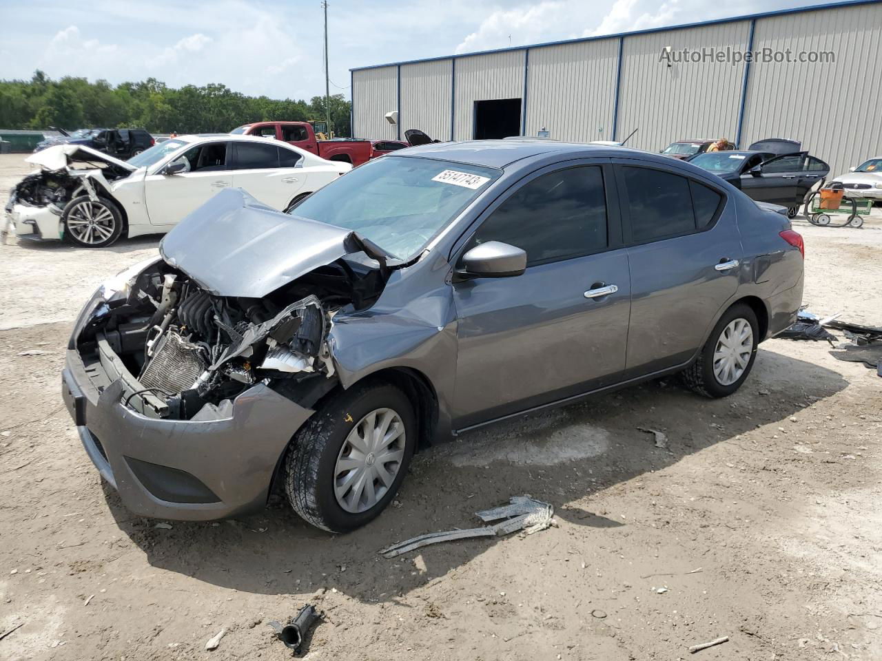 2018 Nissan Versa S Серый vin: 3N1CN7AP2JL846480