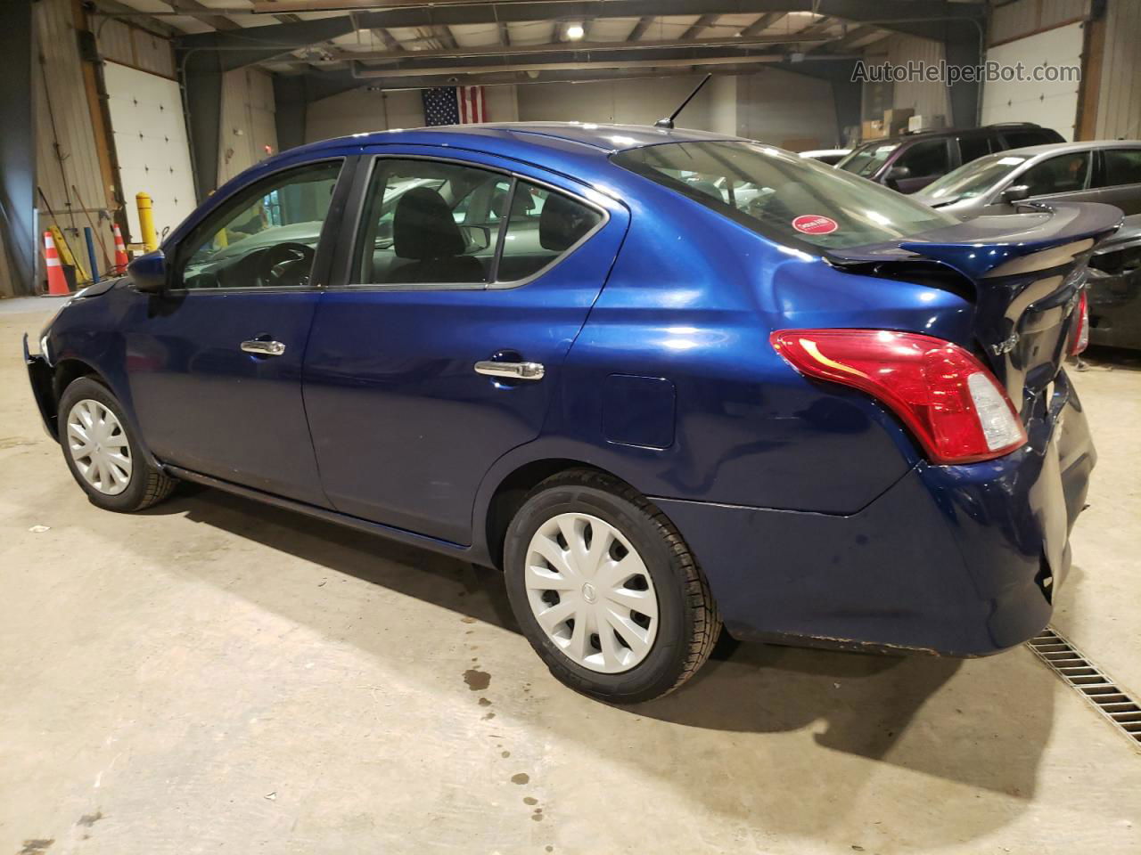 2018 Nissan Versa S Синий vin: 3N1CN7AP3JL800933