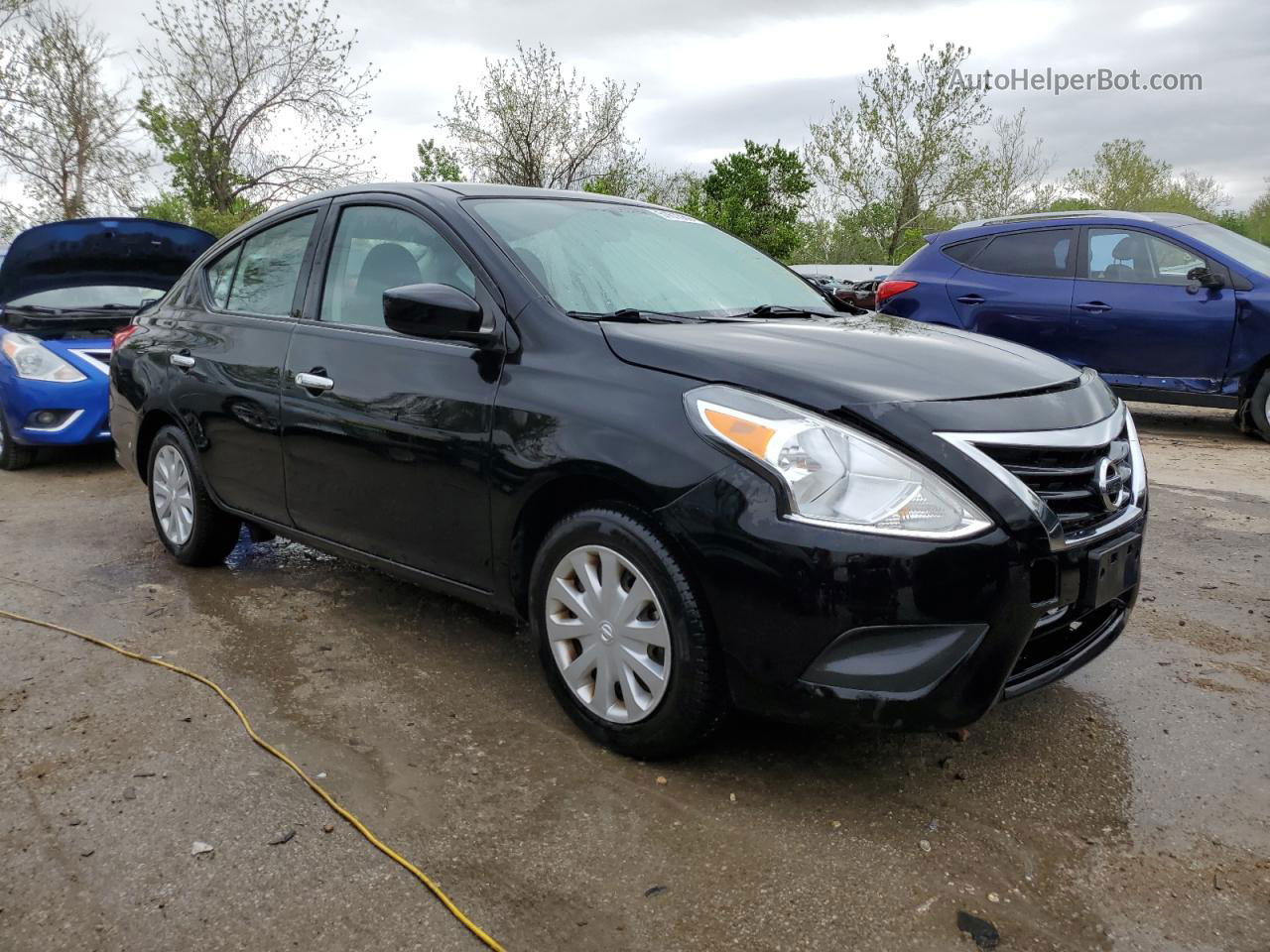 2018 Nissan Versa S Черный vin: 3N1CN7AP3JL801211