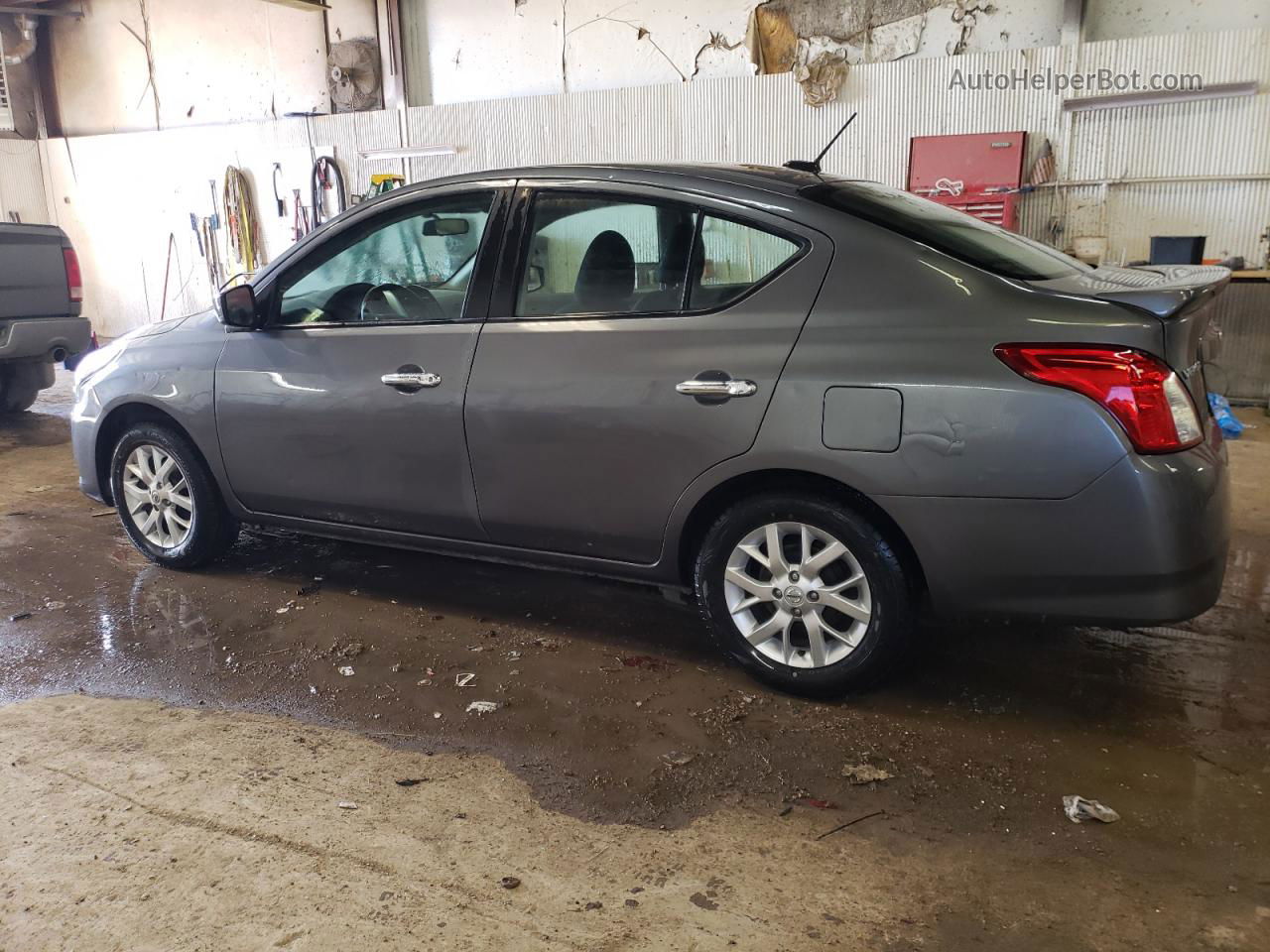 2018 Nissan Versa S Gray vin: 3N1CN7AP3JL852532