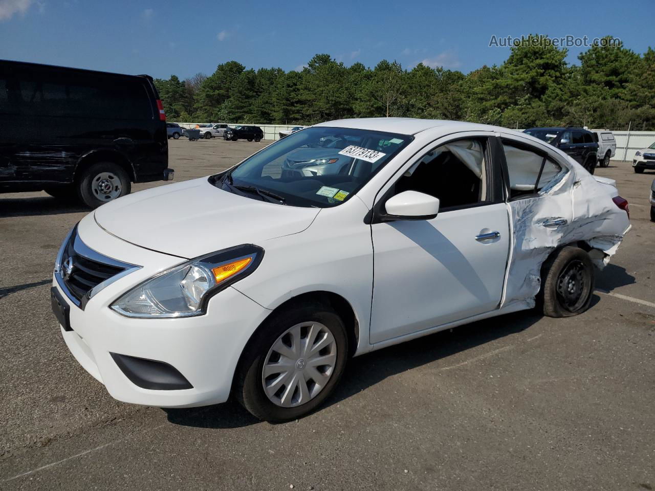 2018 Nissan Versa S White vin: 3N1CN7AP3JL885028