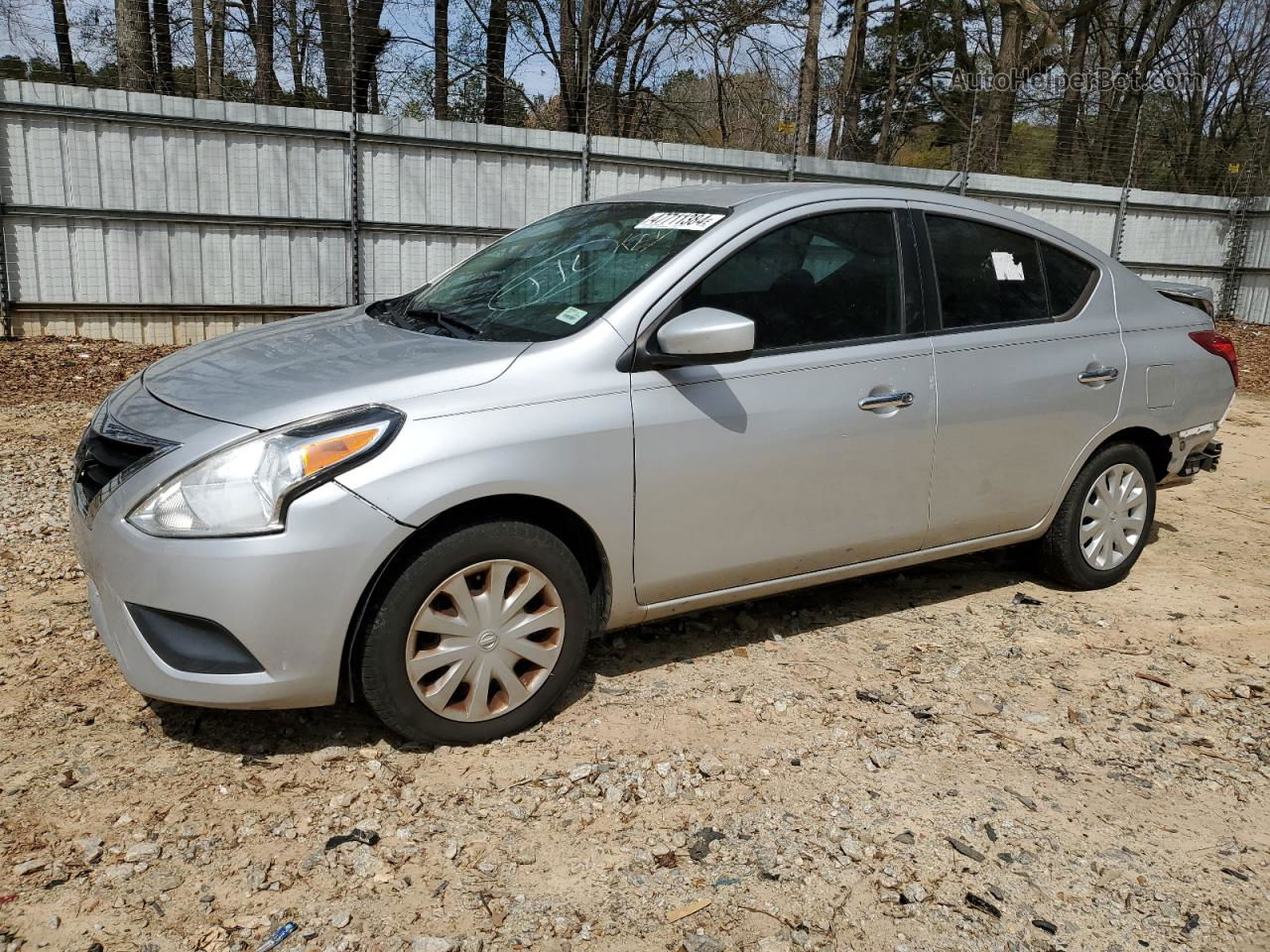 2016 Nissan Versa S Silver vin: 3N1CN7AP4GL857649