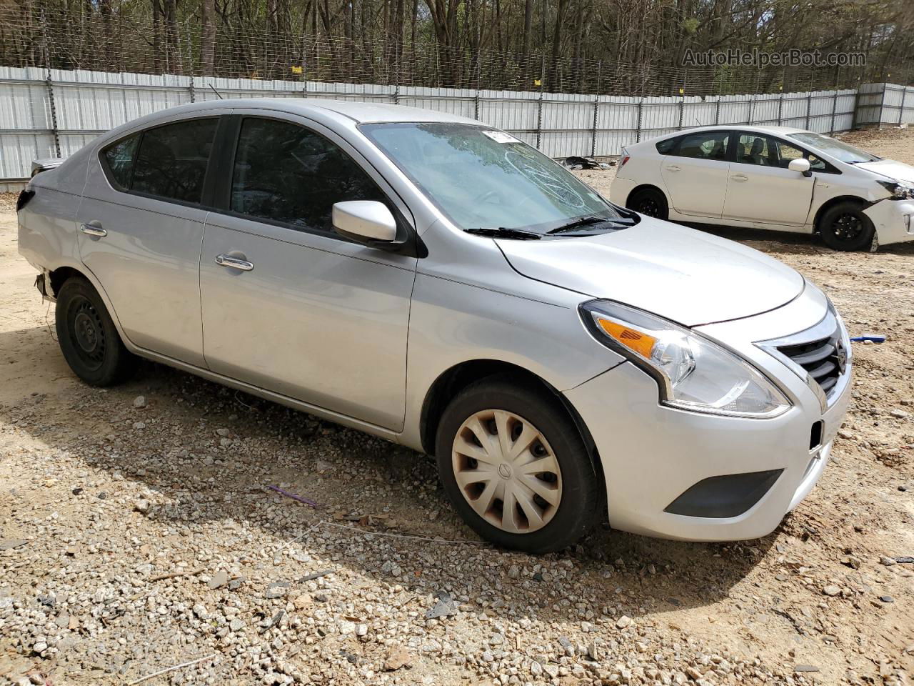 2016 Nissan Versa S Silver vin: 3N1CN7AP4GL857649