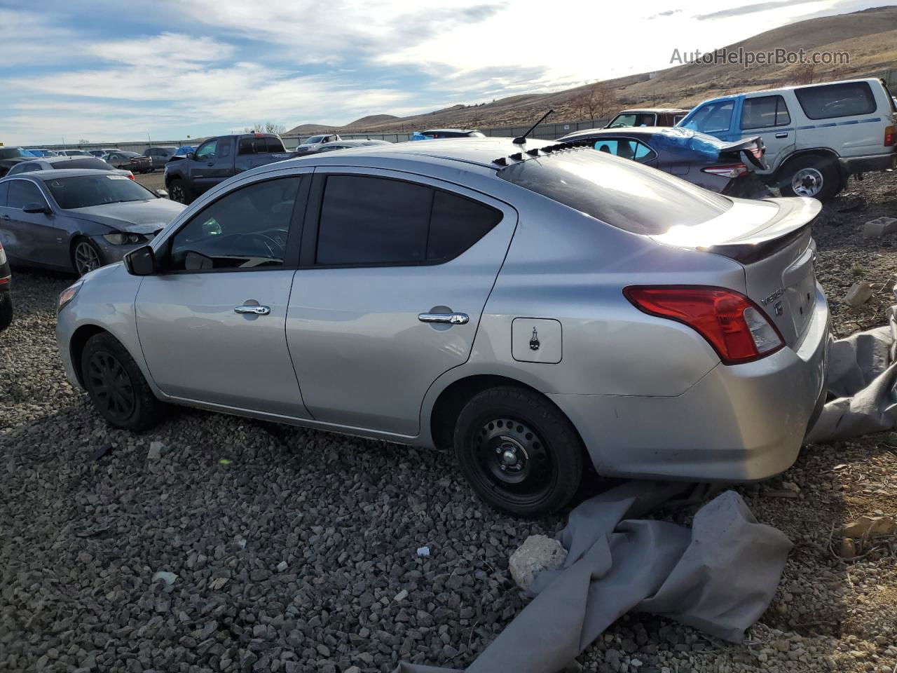 2018 Nissan Versa S Silver vin: 3N1CN7AP4JK441551