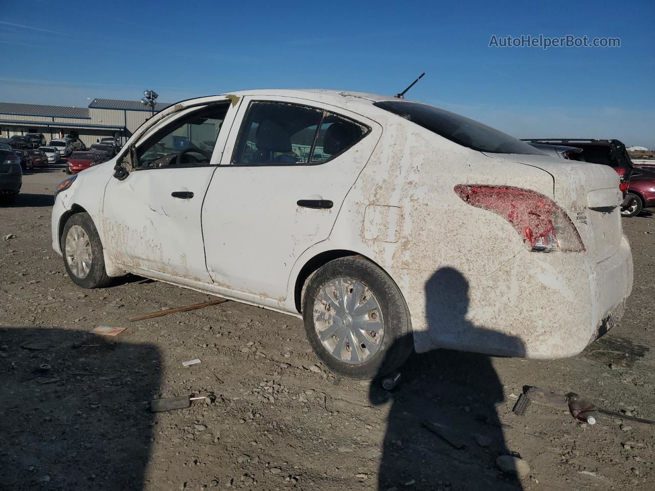 2018 Nissan Versa S White vin: 3N1CN7AP4JL806224