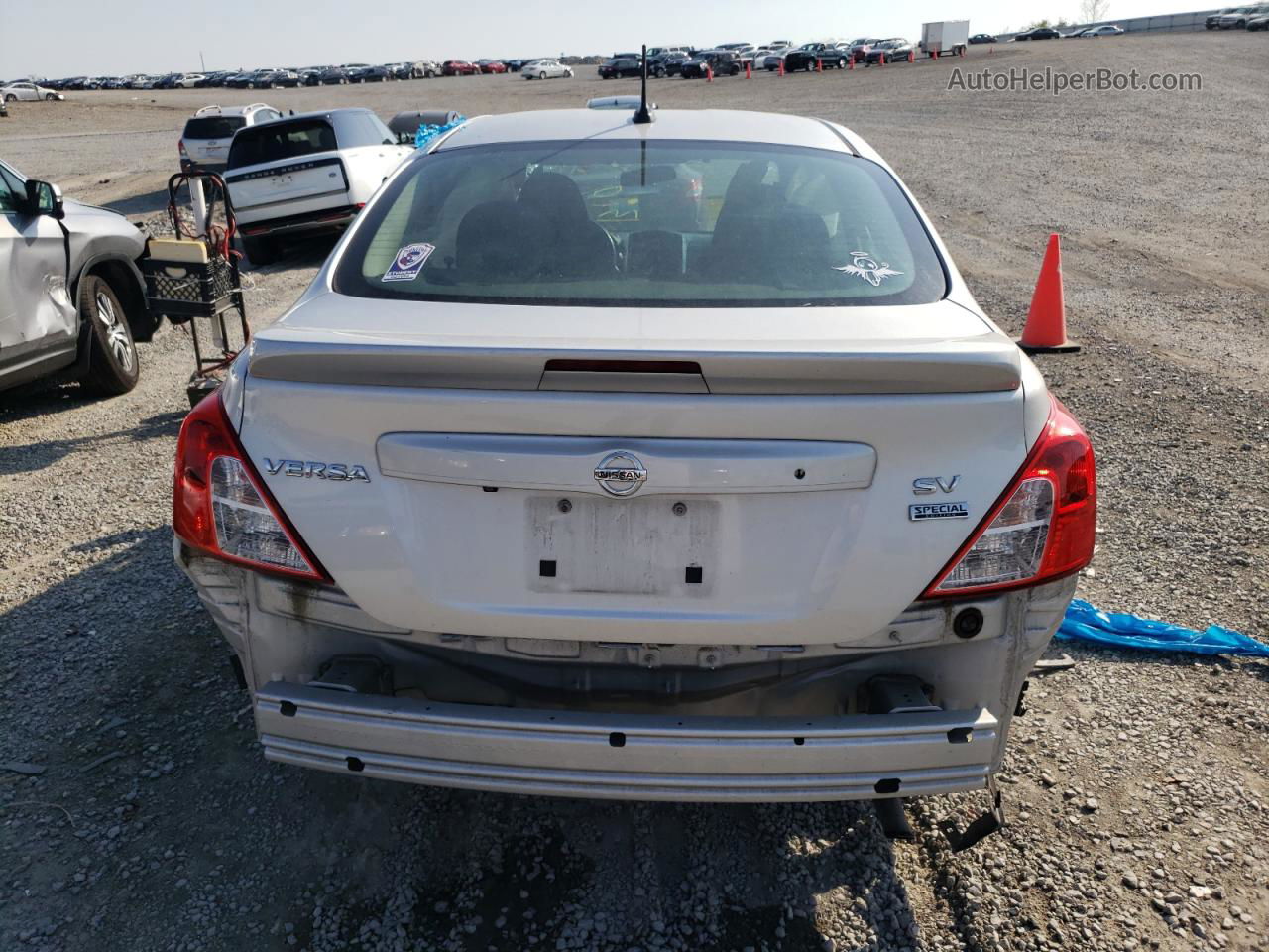 2018 Nissan Versa S Silver vin: 3N1CN7AP4JL834251