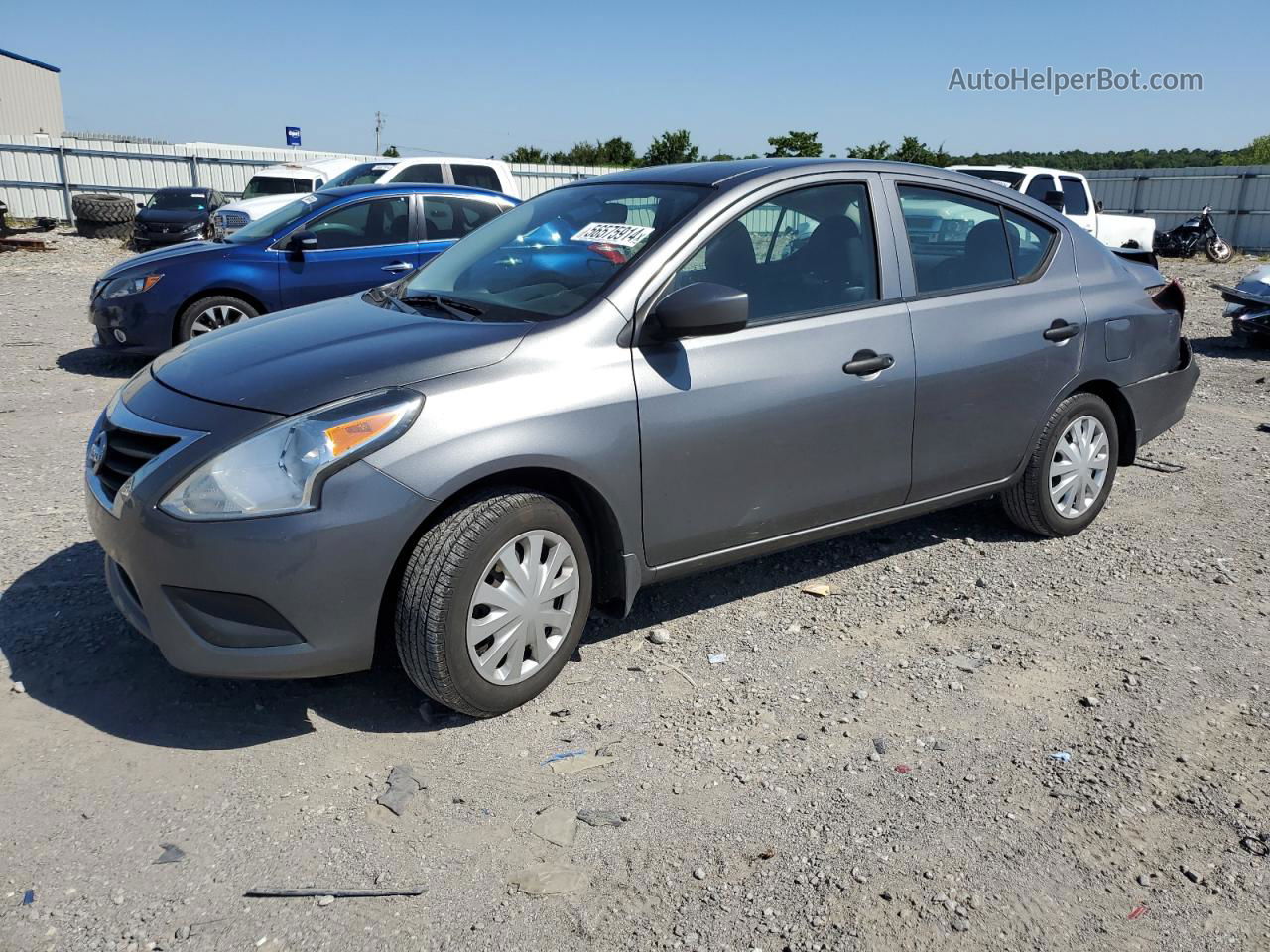 2018 Nissan Versa S Угольный vin: 3N1CN7AP5JL803106