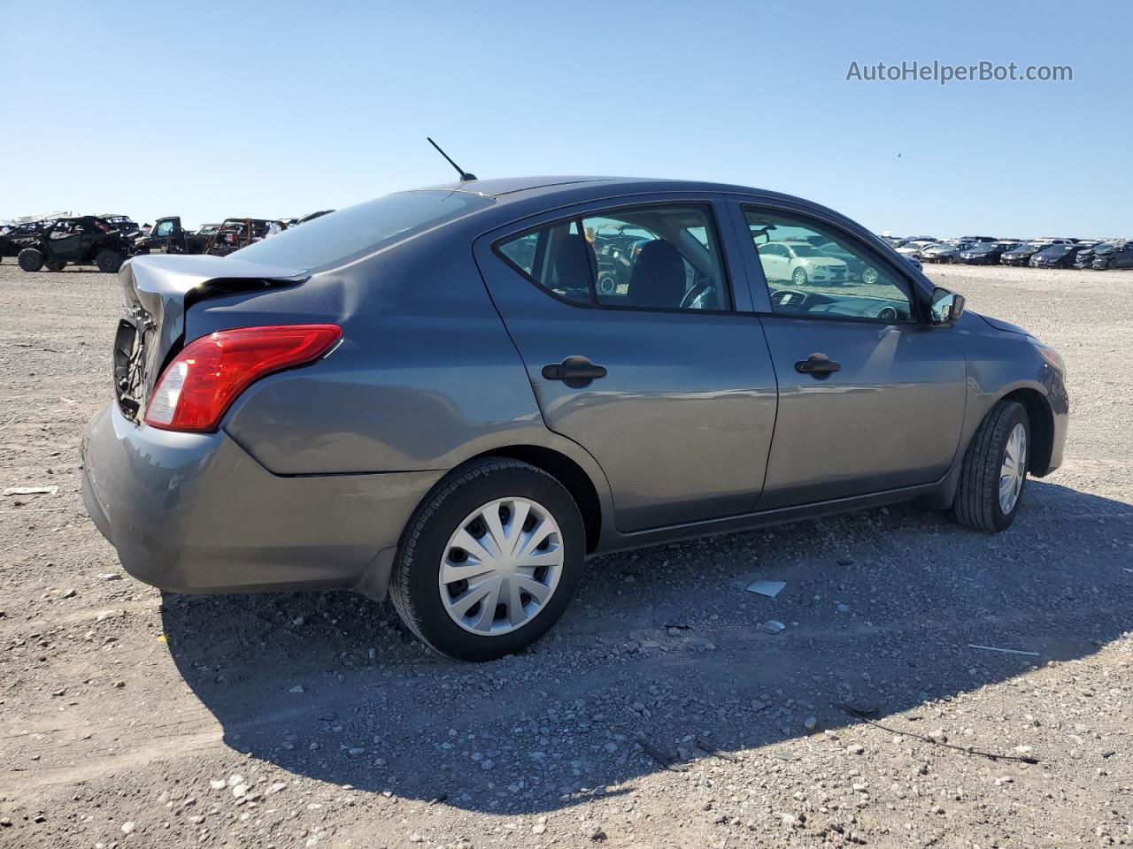 2018 Nissan Versa S Угольный vin: 3N1CN7AP5JL803106