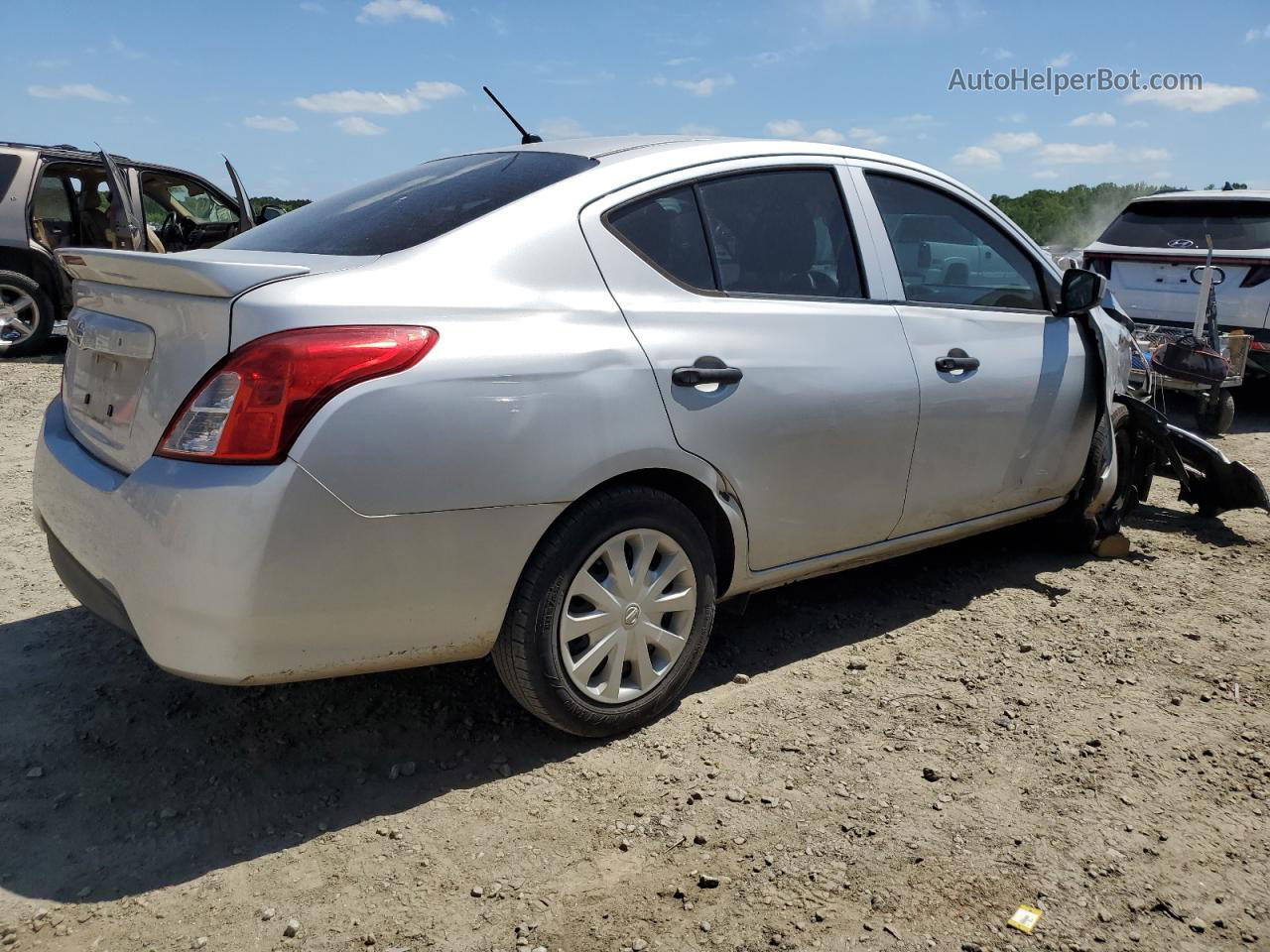 2018 Nissan Versa S Silver vin: 3N1CN7AP5JL829706