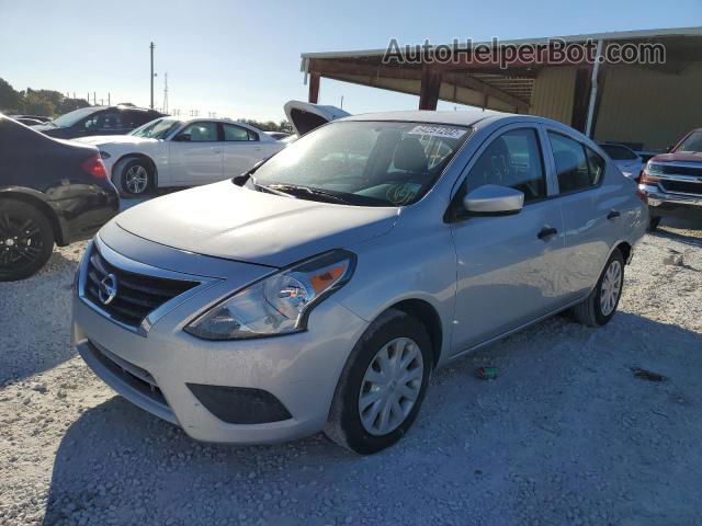 2018 Nissan Versa S Silver vin: 3N1CN7AP5JL838874