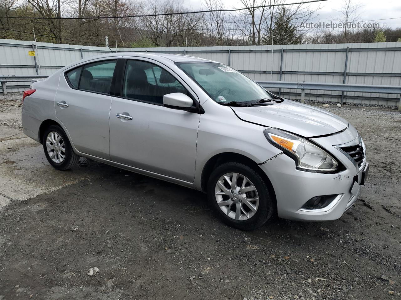 2018 Nissan Versa S White vin: 3N1CN7AP5JL868019