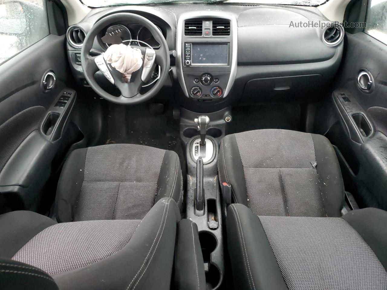 2018 Nissan Versa S Серый vin: 3N1CN7AP5JL881594