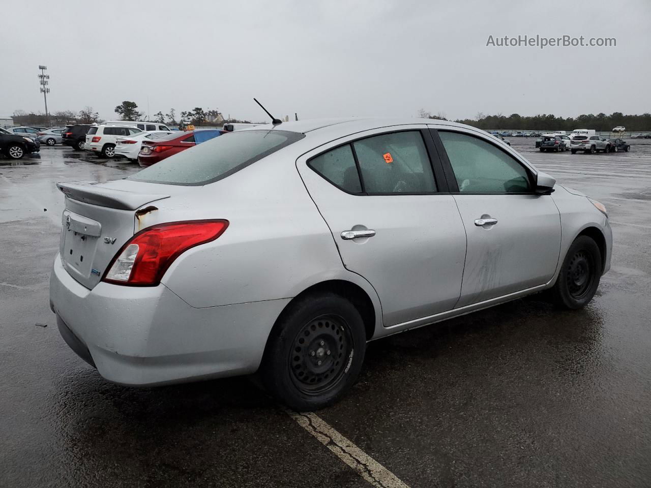 2016 Nissan Versa S Silver vin: 3N1CN7AP6GL867194