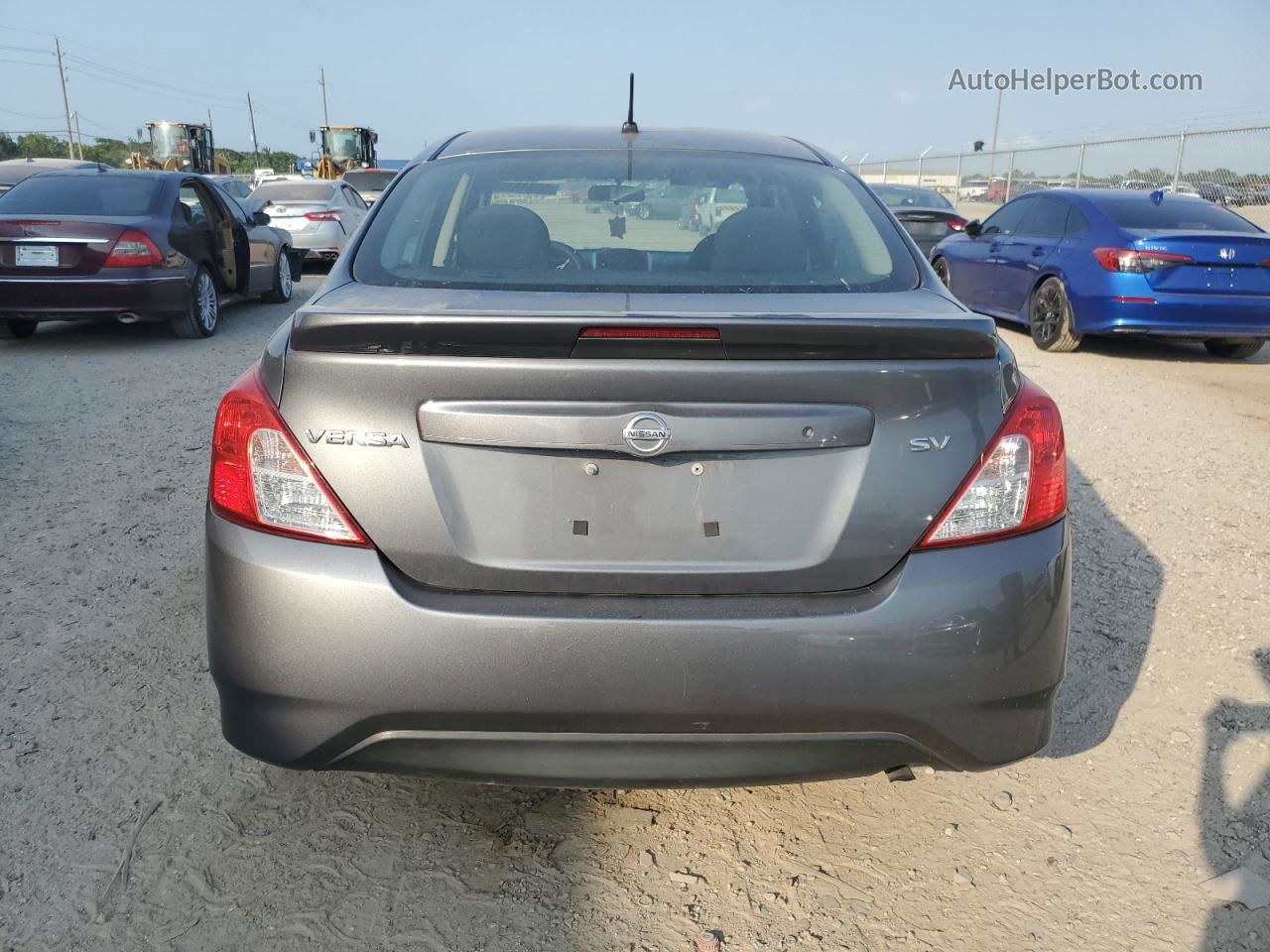 2018 Nissan Versa S Gray vin: 3N1CN7AP6JL812638