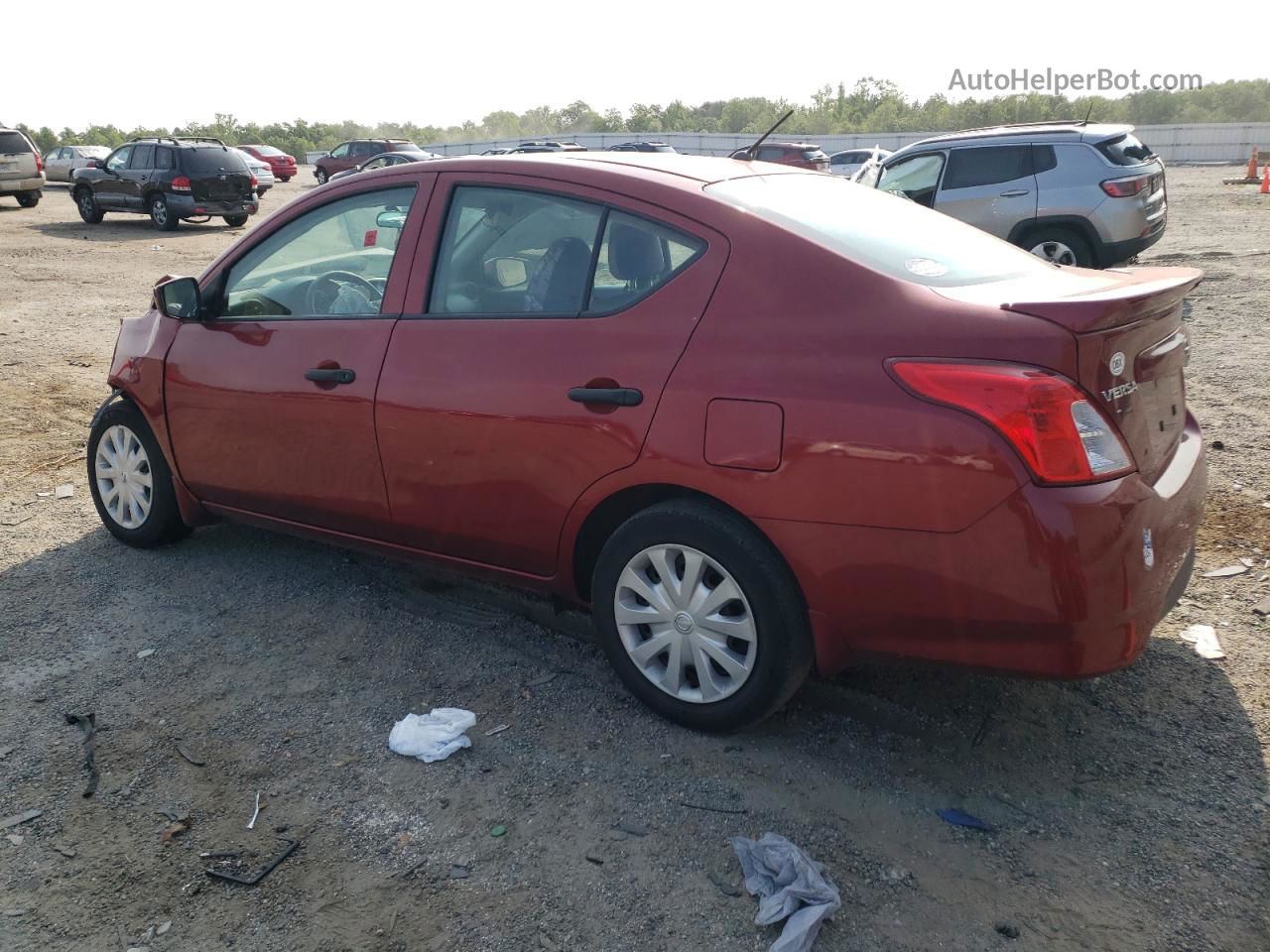 2018 Nissan Versa S Красный vin: 3N1CN7AP6JL821467