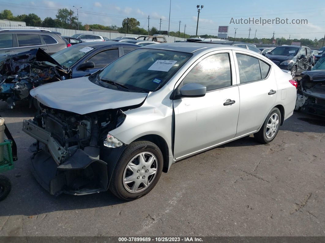 2018 Nissan Versa 1.6 S+ Silver vin: 3N1CN7AP6JL824143