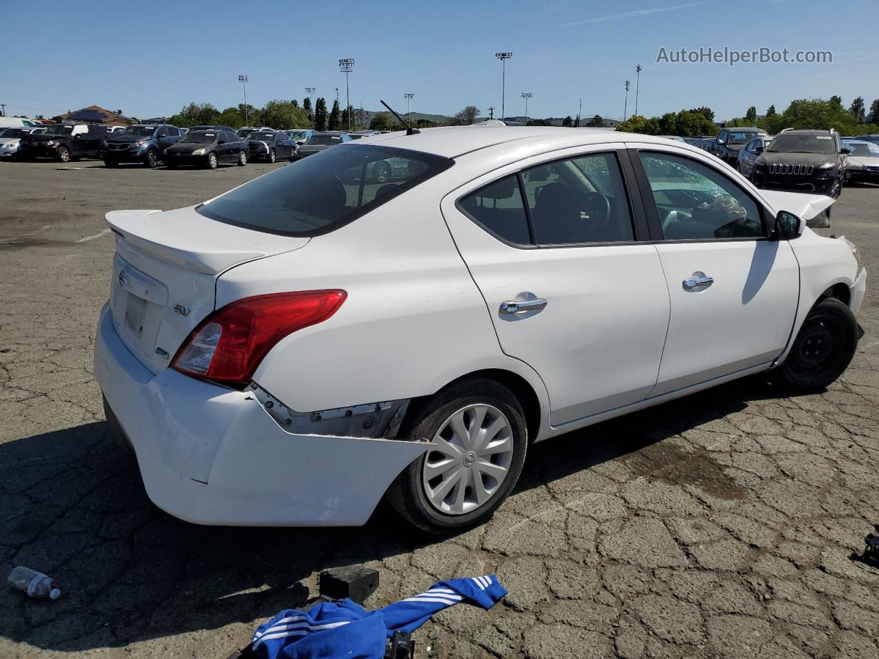 2016 Nissan Versa S White vin: 3N1CN7AP7GL875997