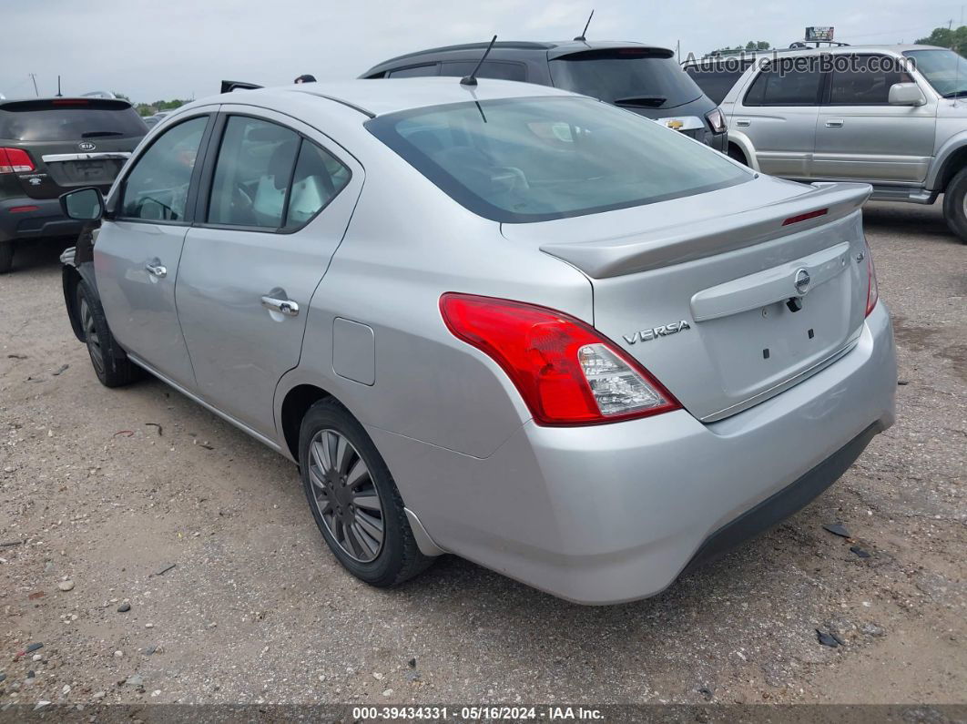 2018 Nissan Versa 1.6 Sv Silver vin: 3N1CN7AP7JL828850