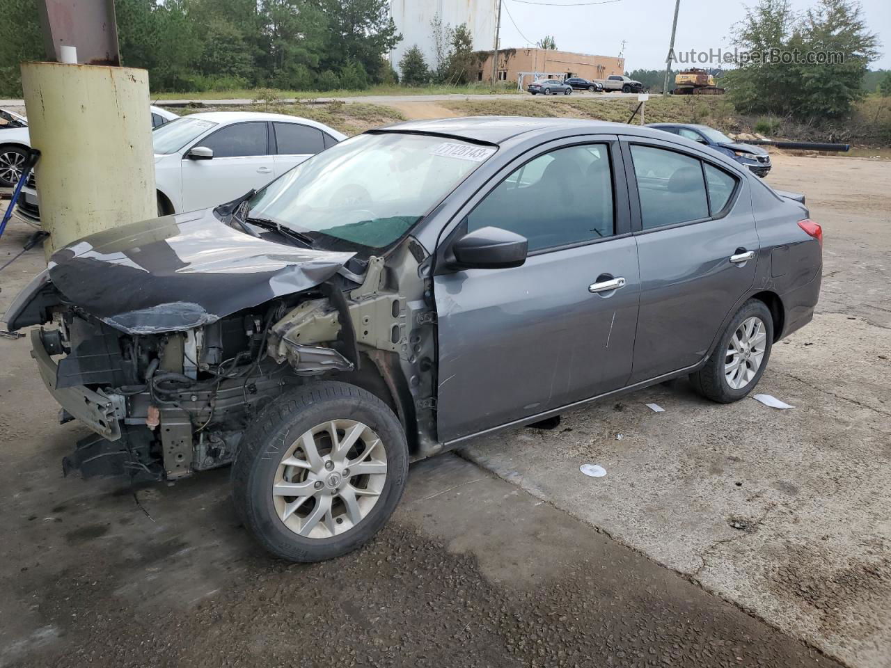 2018 Nissan Versa S Silver vin: 3N1CN7AP7JL843459