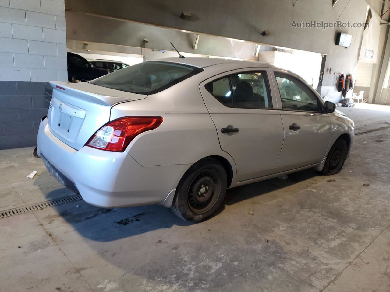 2018 Nissan Versa S Silver vin: 3N1CN7AP7JL855708