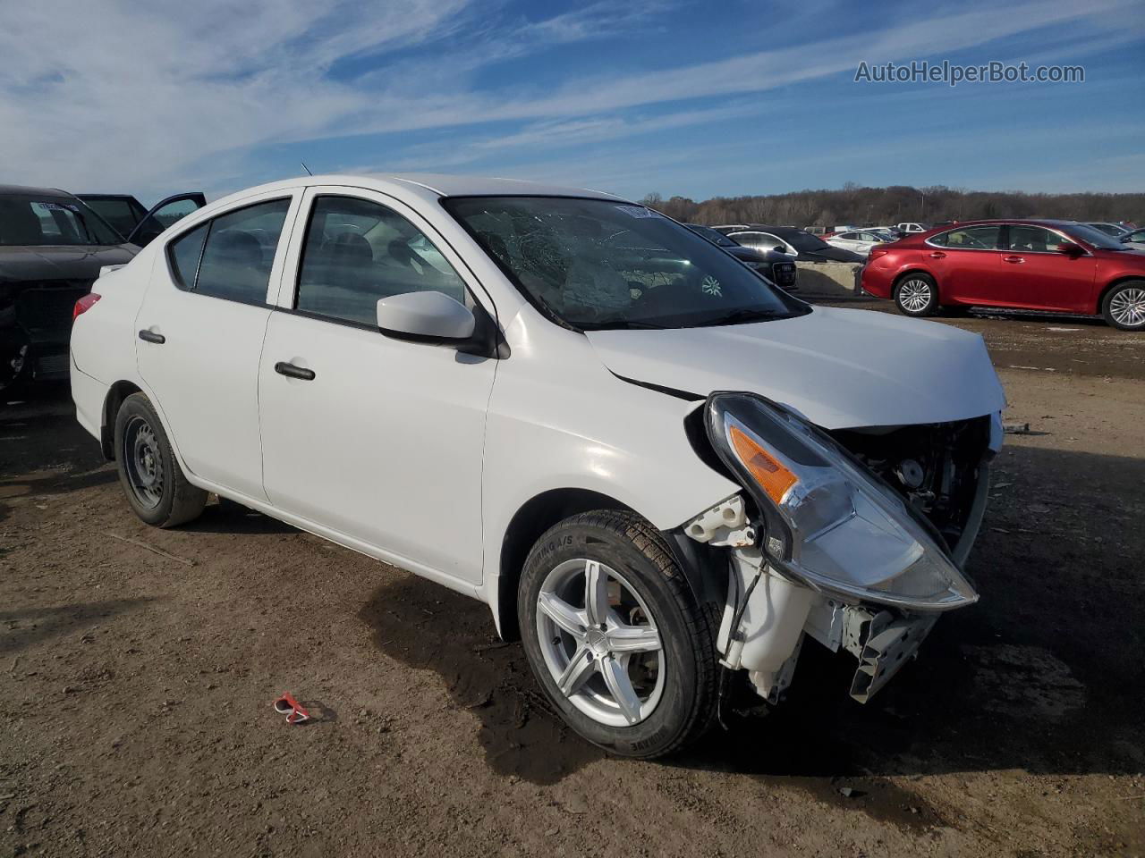 2018 Nissan Versa S White vin: 3N1CN7AP7JL859497