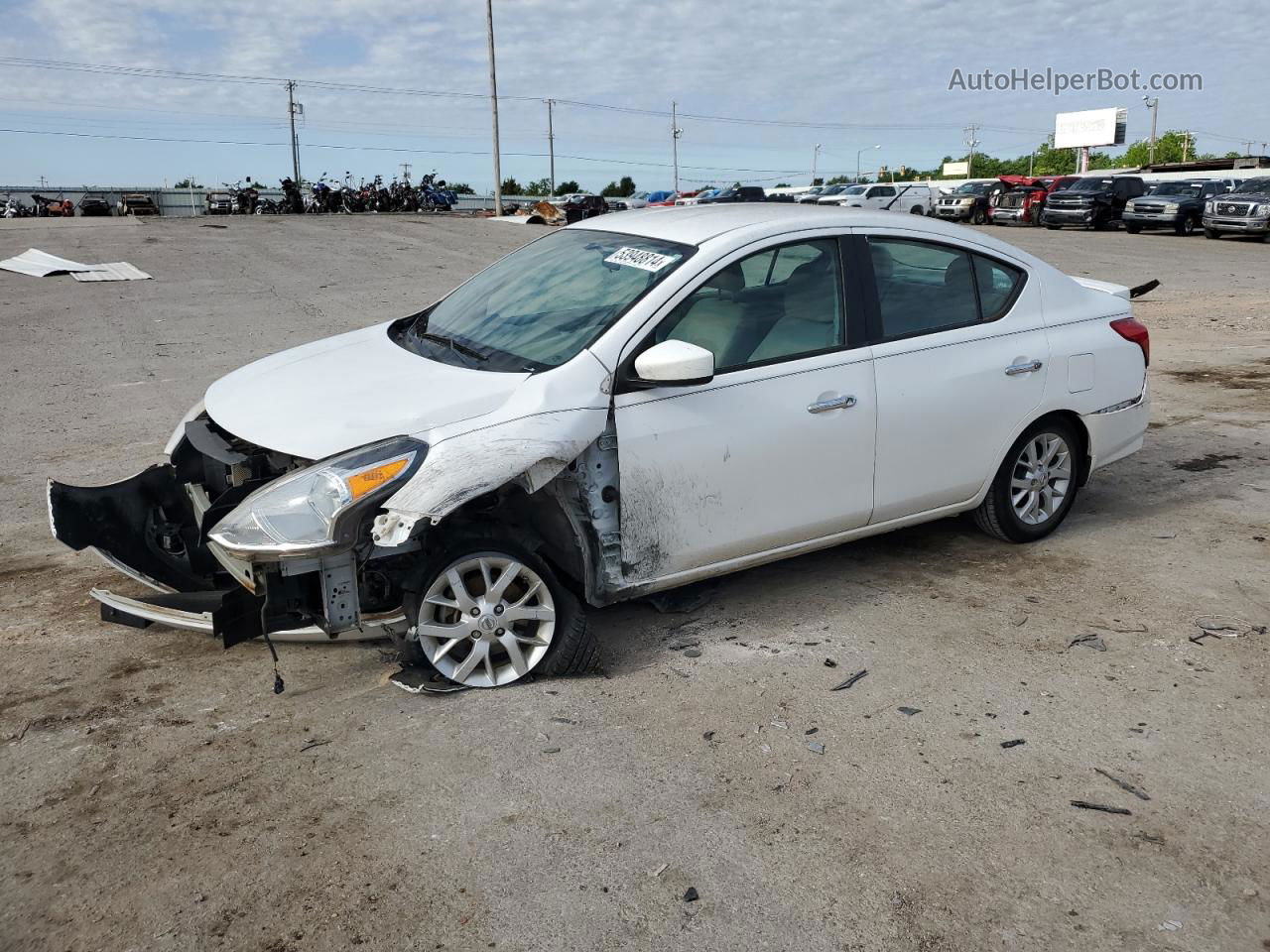 2016 Nissan Versa S Белый vin: 3N1CN7AP8GL841938