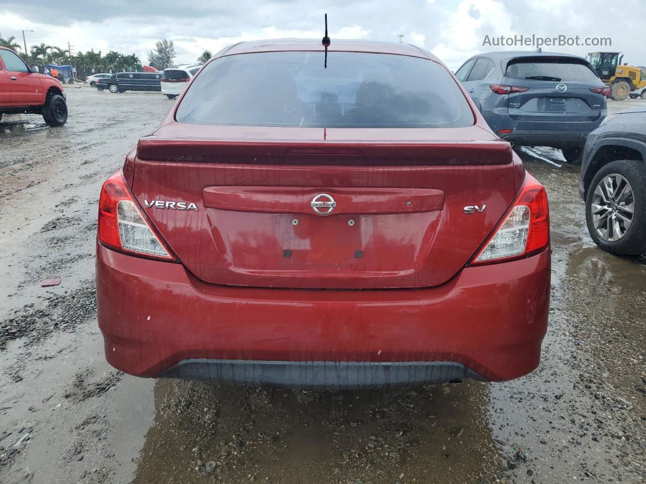 2018 Nissan Versa S Red vin: 3N1CN7AP8JL817257