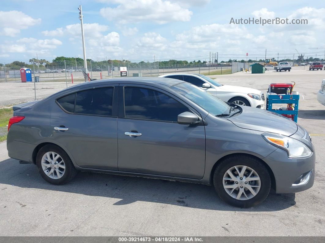 2018 Nissan Versa 1.6 Sv Gray vin: 3N1CN7AP8JL855703