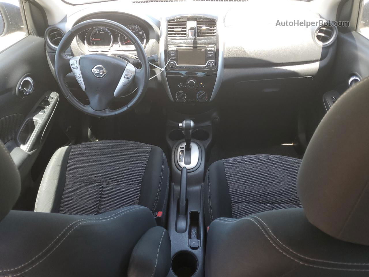 2018 Nissan Versa S Синий vin: 3N1CN7AP8JL868614