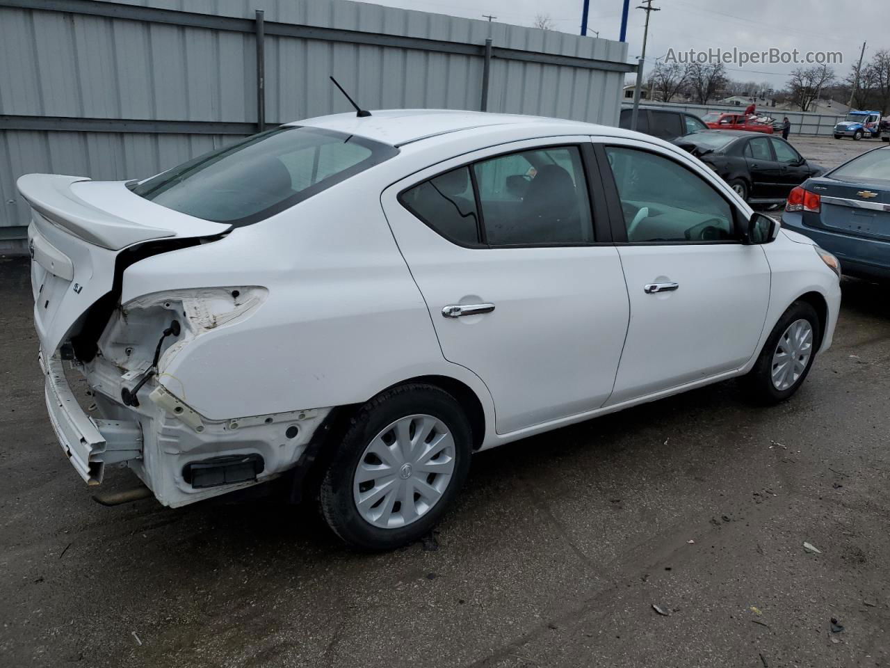 2018 Nissan Versa S White vin: 3N1CN7AP8JL883033