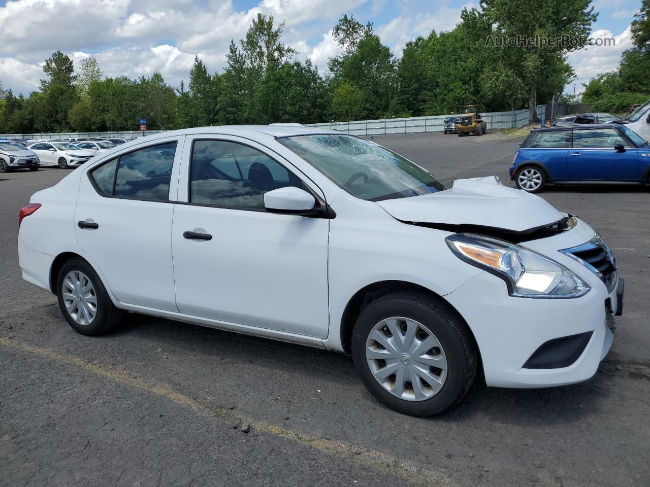 2016 Nissan Versa S White vin: 3N1CN7AP9GL837767