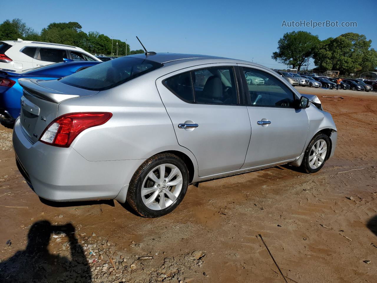 2016 Nissan Versa S Silver vin: 3N1CN7AP9GL866573