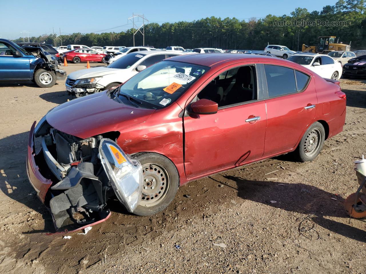 2018 Nissan Versa S Красный vin: 3N1CN7AP9JL819664