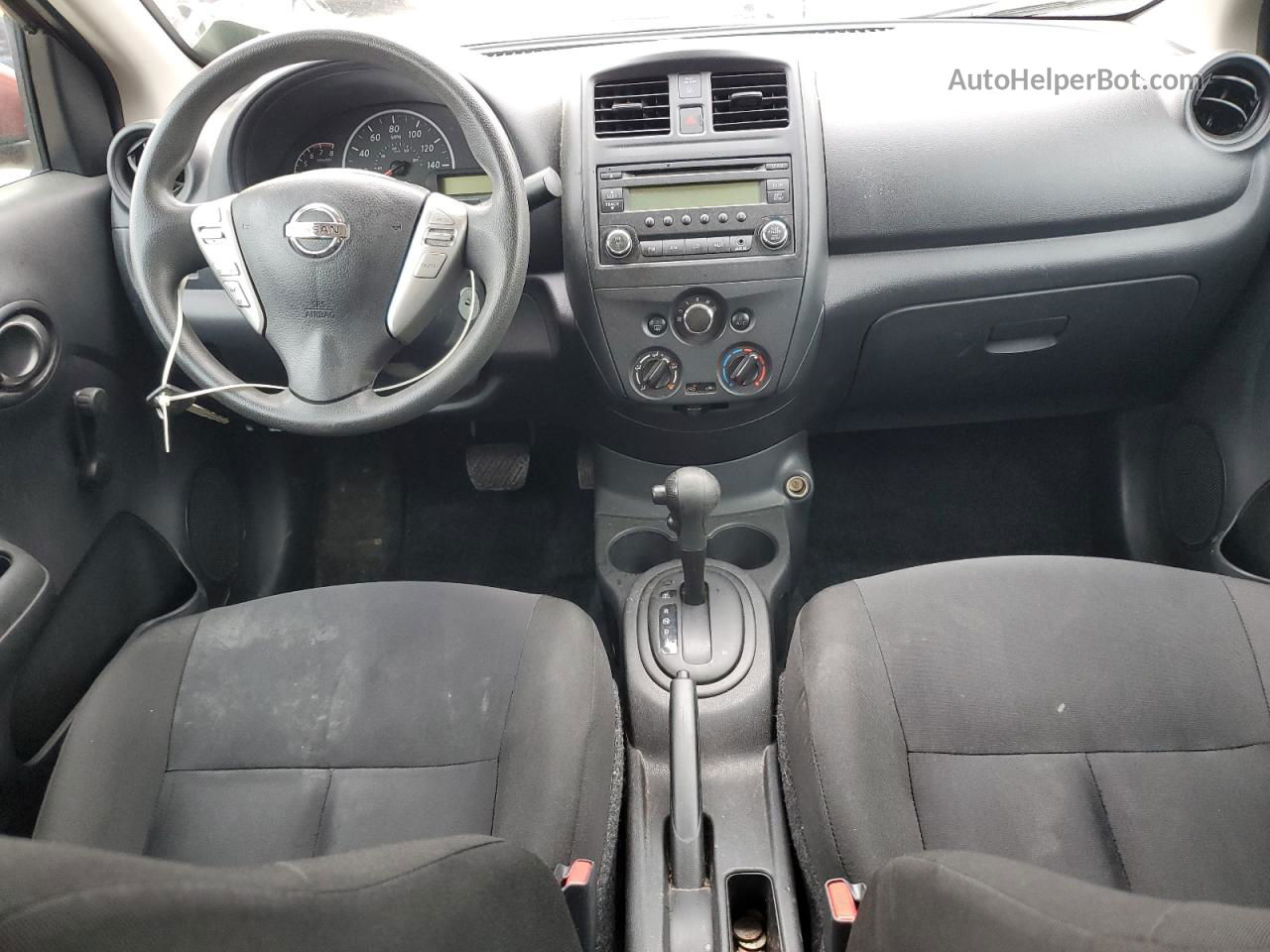 2018 Nissan Versa S Бордовый vin: 3N1CN7AP9JL833872