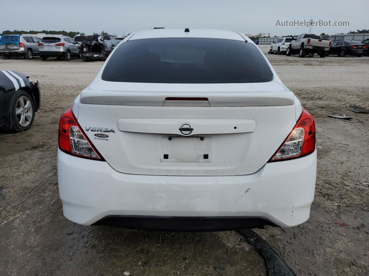 2018 Nissan Versa S White vin: 3N1CN7AP9JL873093