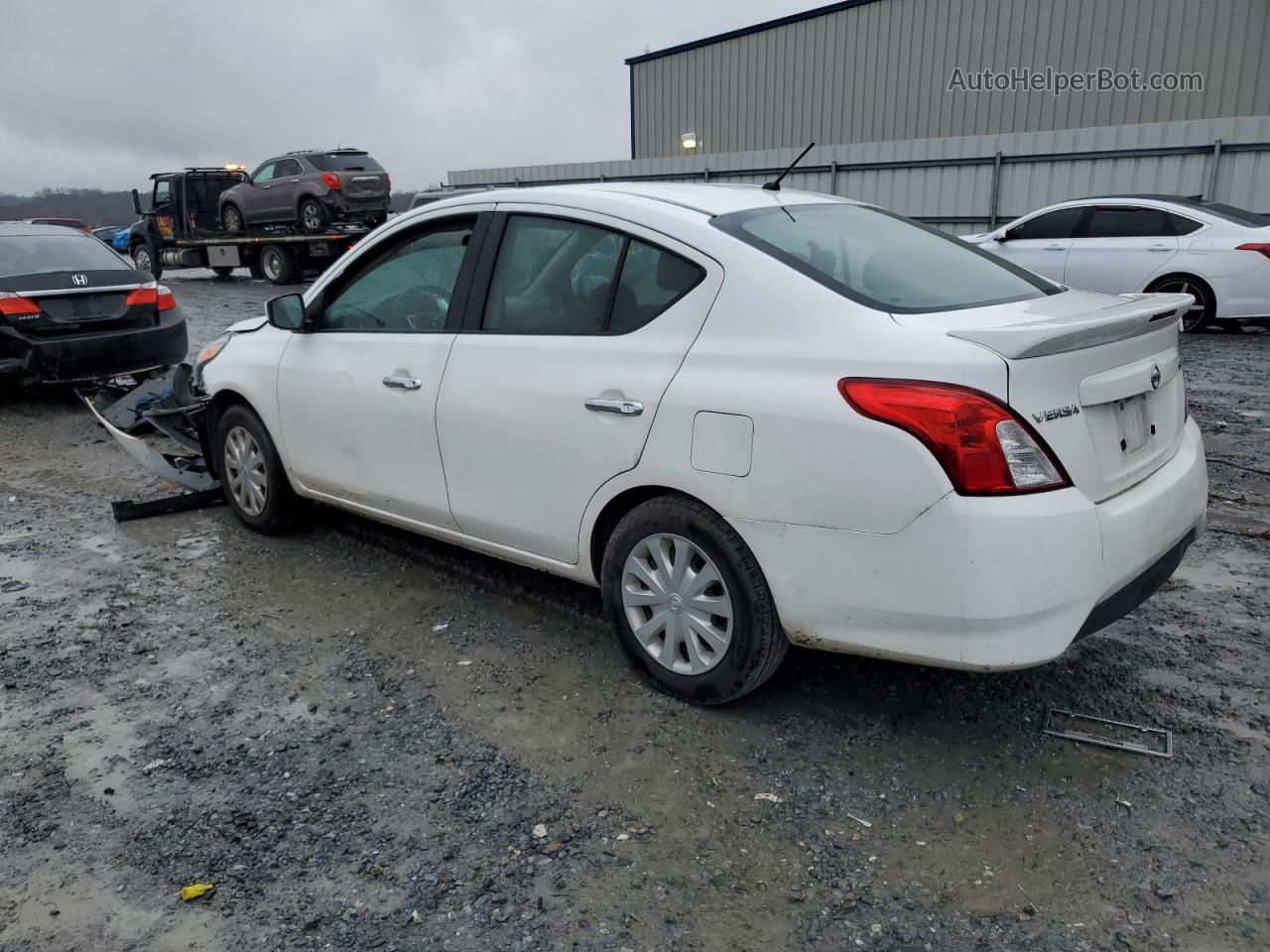 2018 Nissan Versa S White vin: 3N1CN7AP9JL885213