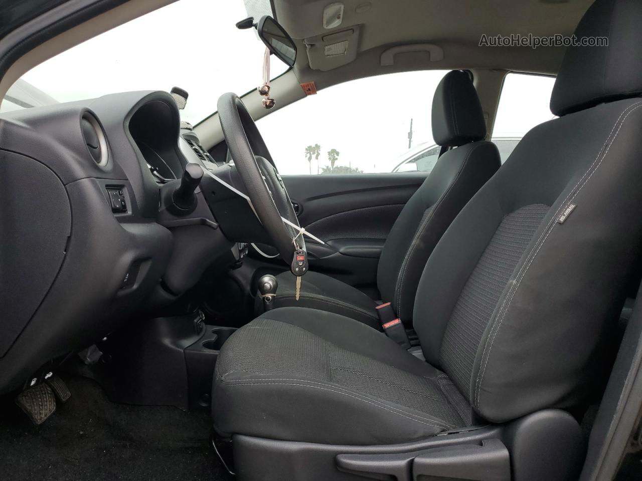 2018 Nissan Versa S Черный vin: 3N1CN7APXJL800699