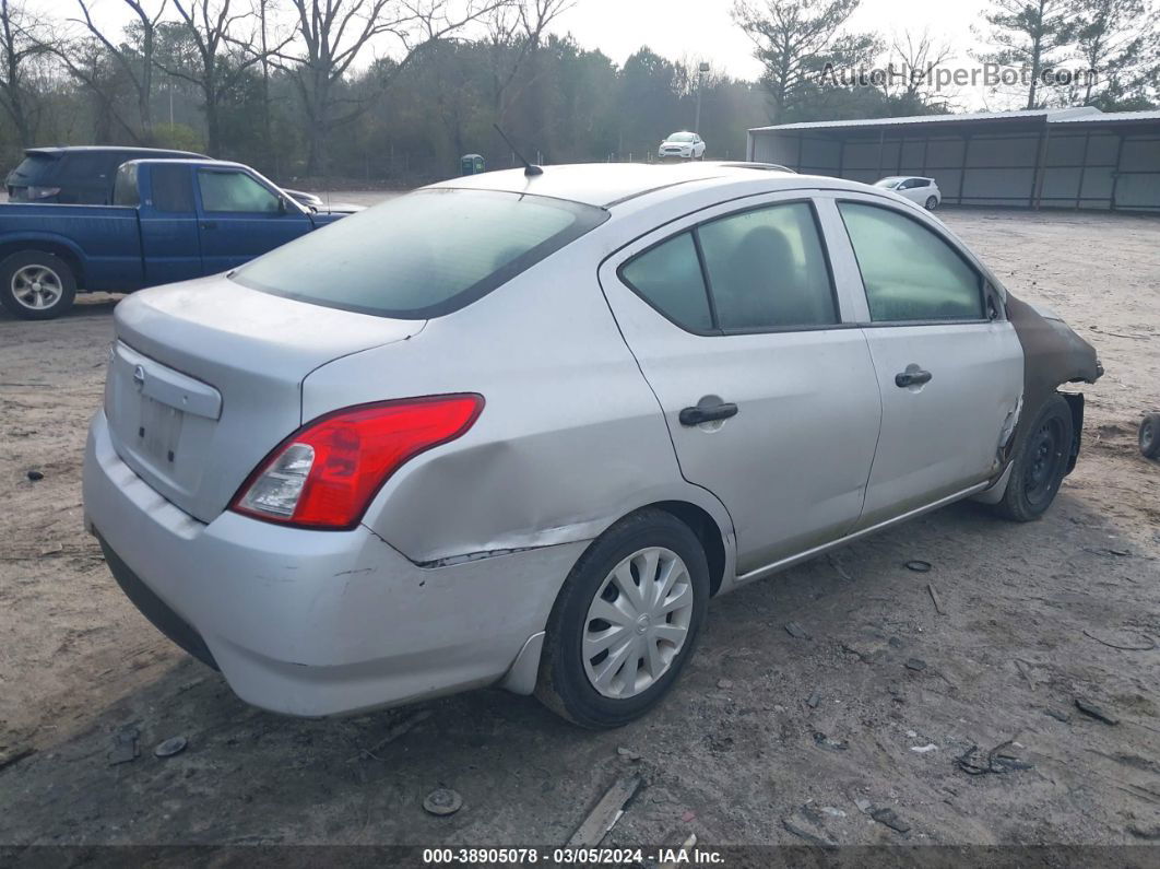 2018 Nissan Versa 1.6 S Silver vin: 3N1CN7APXJL829099