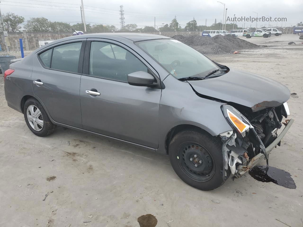 2018 Nissan Versa S Серый vin: 3N1CN7APXJL863088