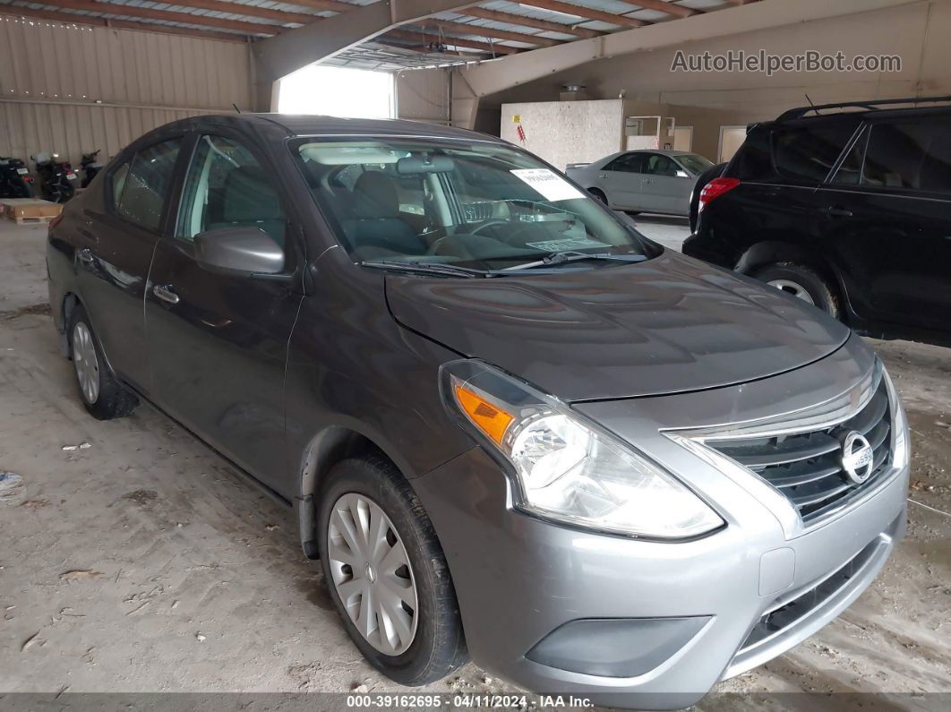 2018 Nissan Versa 1.6 Sv Gray vin: 3N1CN7APXJL881977