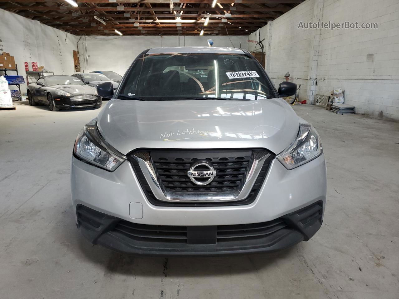 2020 Nissan Kicks S Серебряный vin: 3N1CP5BV0LL497222